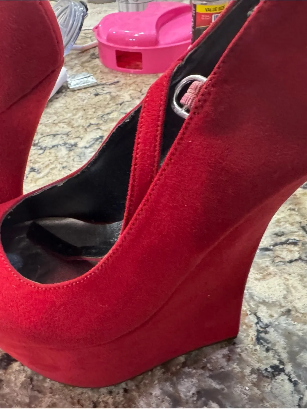Qupid red suede platform pumps Size 8.5 (CL-3)